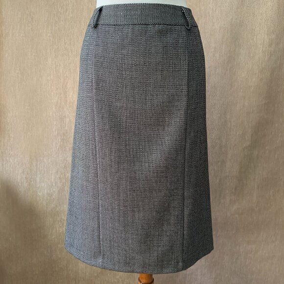 Vtg Harvé Benard Pure Wool Midi Skirt | Charcoal Gray Tweed | Size 12 - Picture 1 of 9